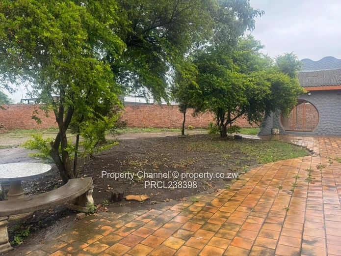 Spacious 4-Bedroom Home with Guest Wing