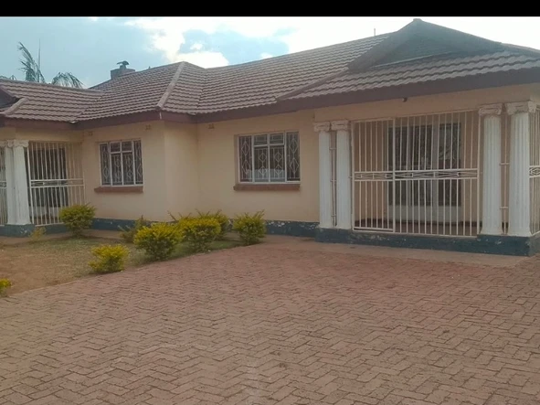 5 Bedroom House