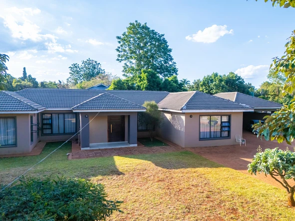 5 Bedroom House