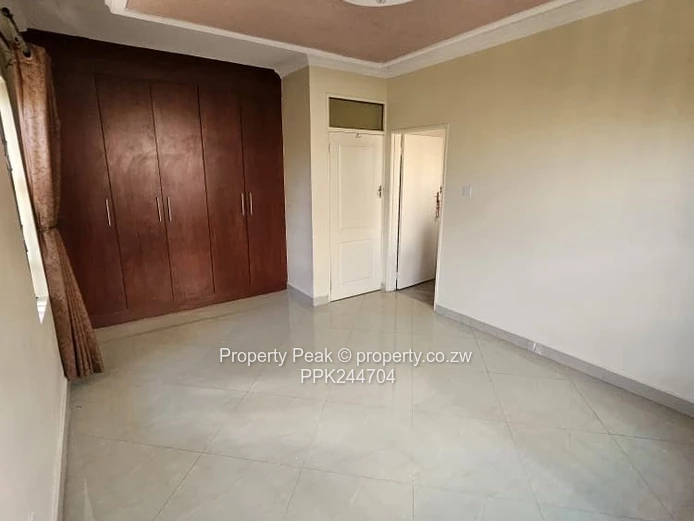 Madokero Beautiful Home For Rental — Modern Kitchen & Borehole