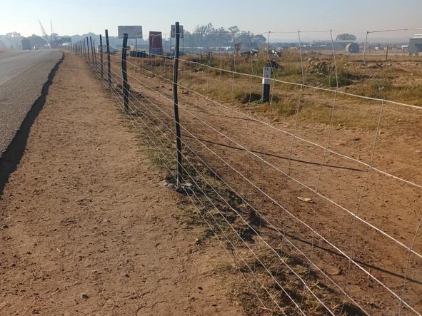 Commercial & Industrial Land