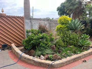 3 Bedroom Garden Flat