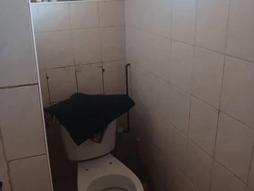 2 Bedroom Flat & Apartment