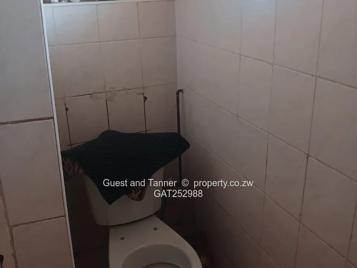 2-Bedroom Flat for Sale in Avenues