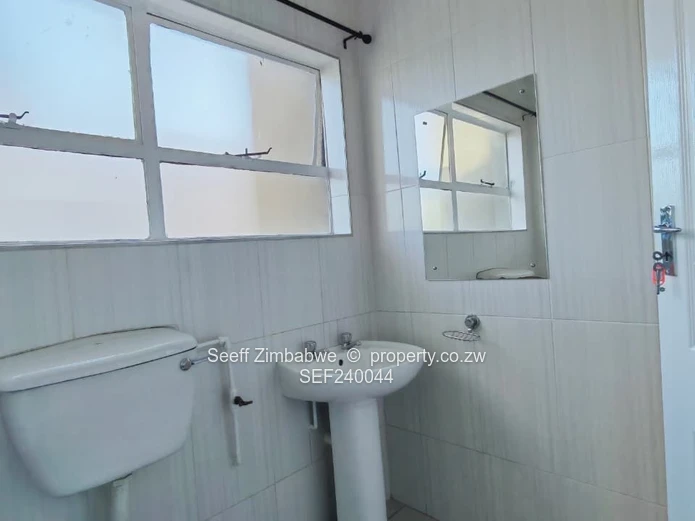 Selbourne Park | BULAWAYO Modern Family Home – Corner Stand