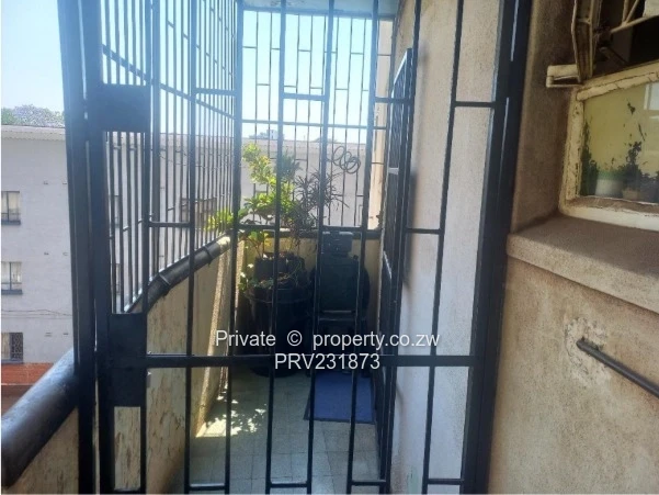Northcliffe Flats, Corner J. Tongogara Ave & Colquhoun Street, Harare (Sole Mandate)