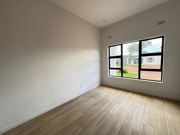 3 Bedroom Garden Flat