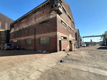 Warehouse & Factory