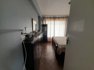 Flat & Apartment