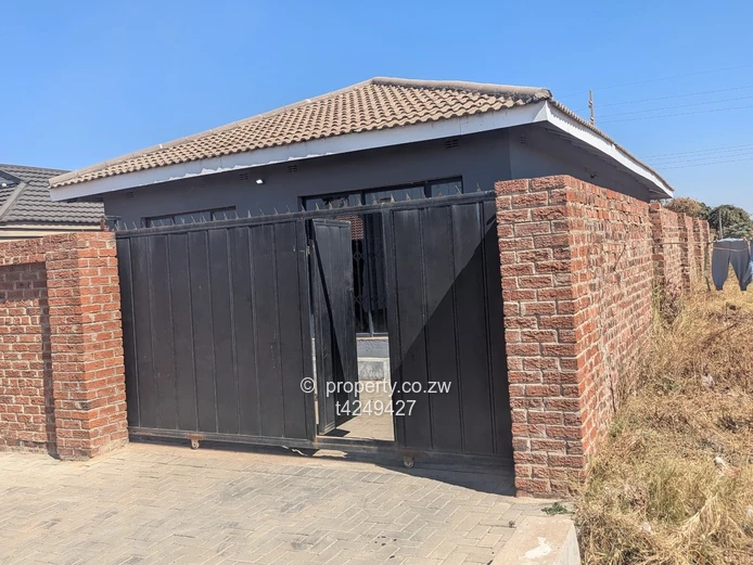 Glaudina house to rent  (Sole Mandate)