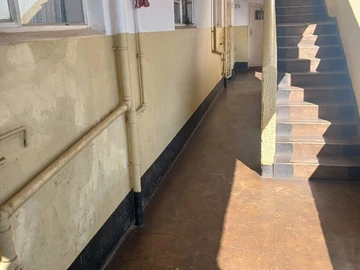 2 Bedroom Flat & Apartment