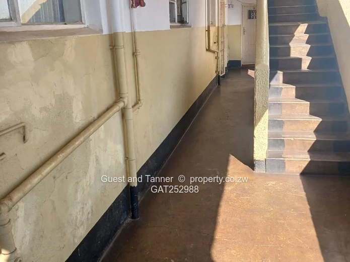 2-Bedroom Flat for Sale in Avenues