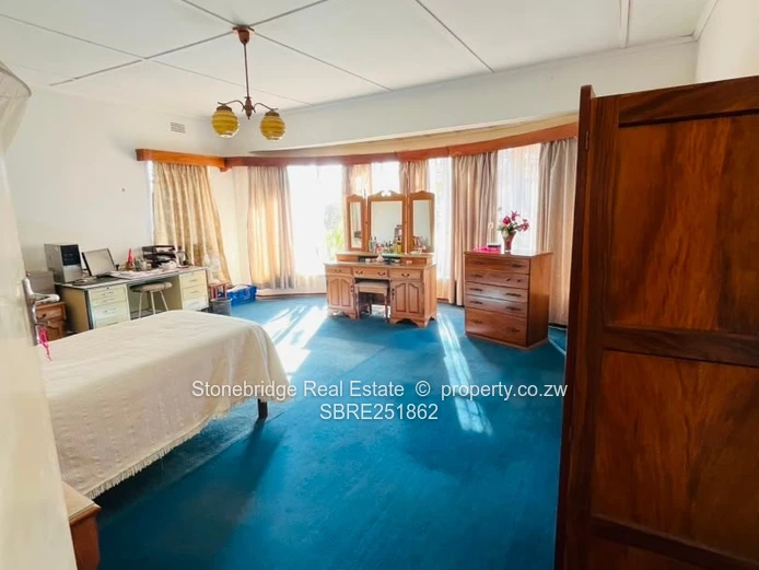 3 Bedroomed House in Newton West for sale