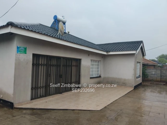 Selbourne Park, Bulawayo – Modern 3-Bedroom Townhouse for Sale (Chelmsford Road) (Sole Mandate)