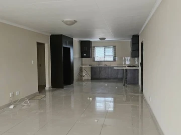 3 Bedroom Garden Flat
