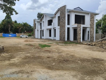 4 Bedroom Townhouse Complex