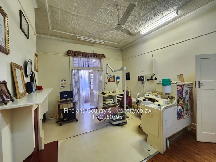 Commercial Townhouse For Sale – Bulawayo Cbd 