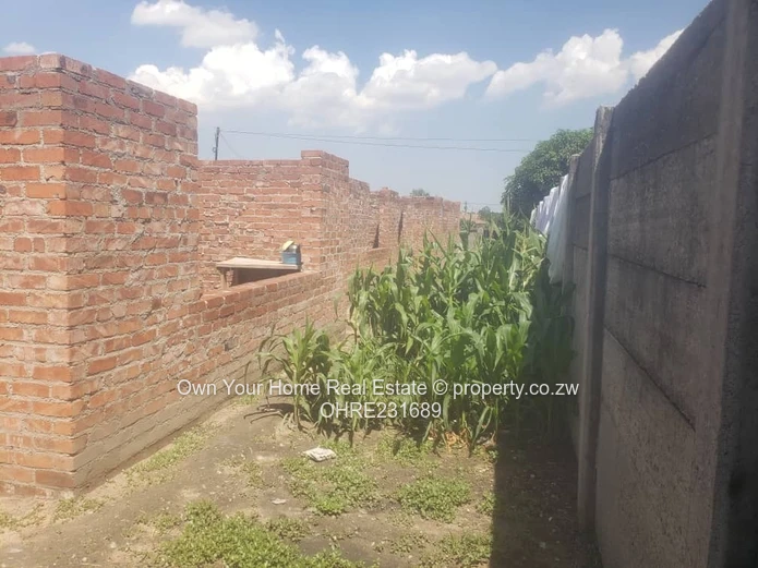 Incomplete Mainway Meadows house for sale 
