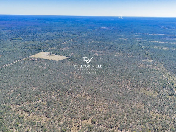 Farm & Agricultural Land