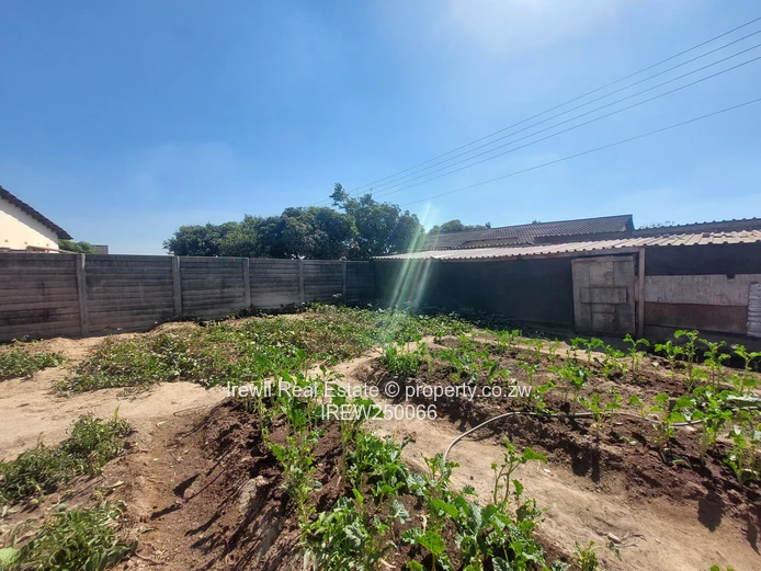Parktown 3 Bed on Sale (Sole Mandate)