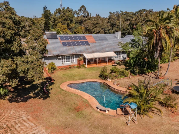 5 Bedroom House