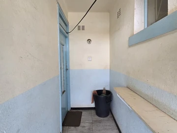 Flat & Apartment