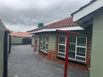 4 Bedroom House
