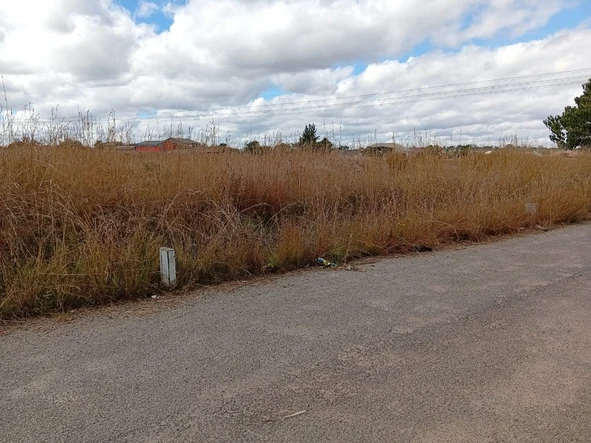 Commercial & Industrial Land