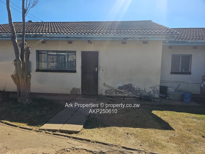 Property to Let in Ashdown Park