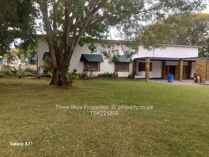 Expansive 6 Hectare Commercial Property for Sale in Ruwa, Zimbabwe