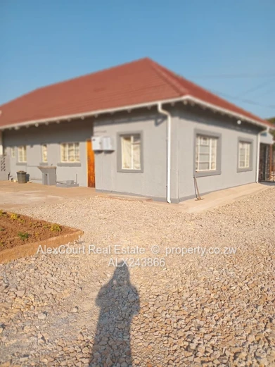 Spacious Home In Prospect, Waterfalls For Rent (Sole Mandate)