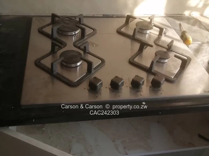 Neat 2 beds cottage for sale 