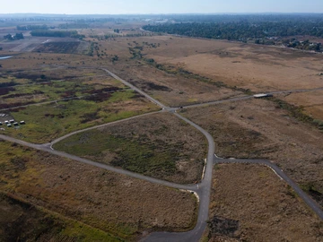 Stands & Residential Land