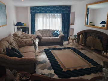 3 Bedroom Flat & Apartment