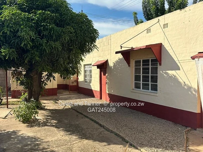 Townhouse in  Bulawayo CBD For Sale