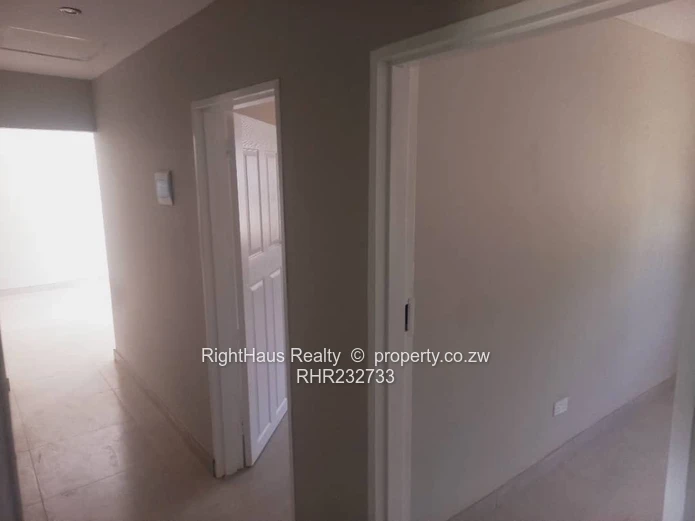 A beautiful 3 bedroomed cottage available  to rent for both commercial and residential