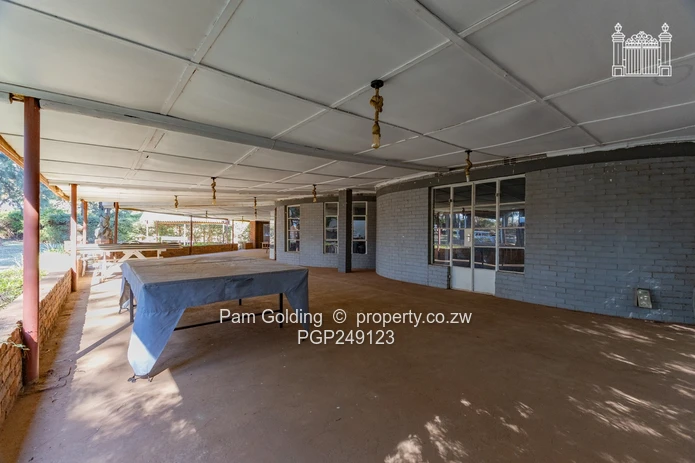 Prime Commercial Opportunity with Kirkman Road Frontage