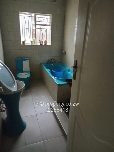 Zimre Park | House For Sale