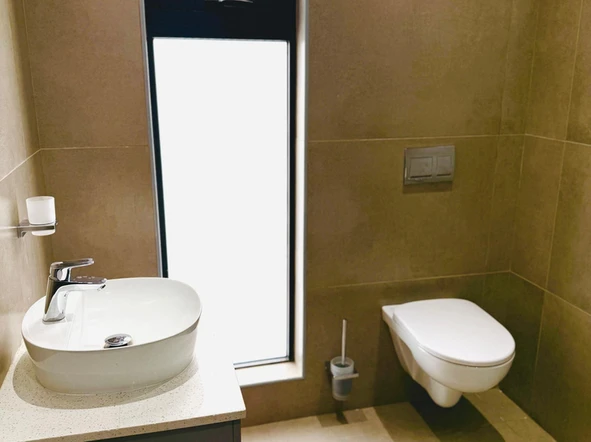 4 Bedroom Garden Flat