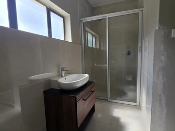 2 Bedroom Garden Flat