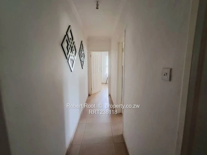 Lovely 3 bed family cluster in Greendale!