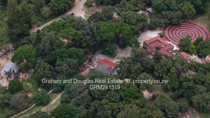 Commercial Property For Sale (Sole Mandate)