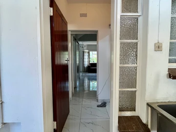 3 Bedroom Flat & Apartment