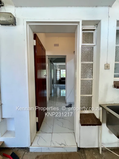 Quiet 3 Bedroom Flat In Leafy Avenues (Sole Mandate)