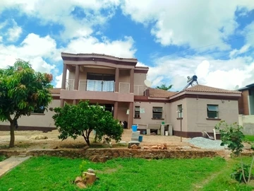 5 Bedroom House
