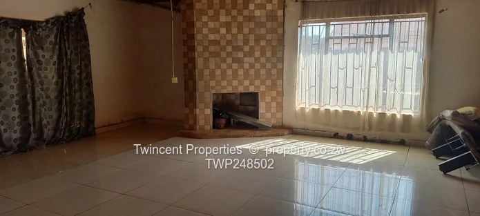 7 roomed house for sale (Sole Mandate)