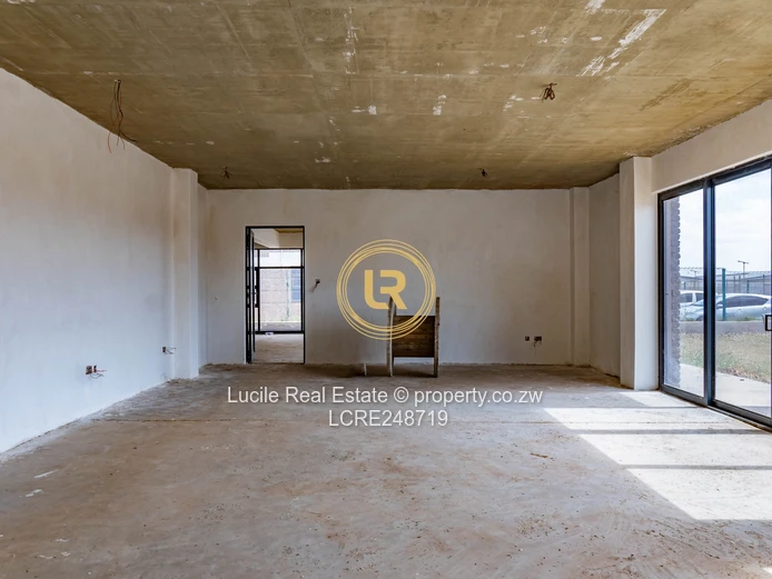 Prime Warehouse Space to Let in Pomona
