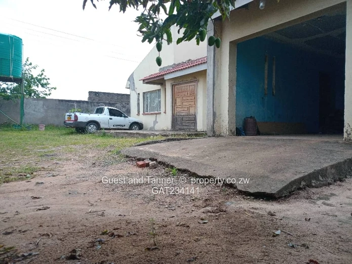 3-bedroom house in Zimre Park near Harare