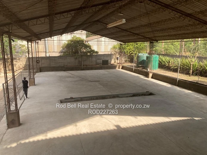 Spacious Warehouse/Office Space for Rent in Msasa.