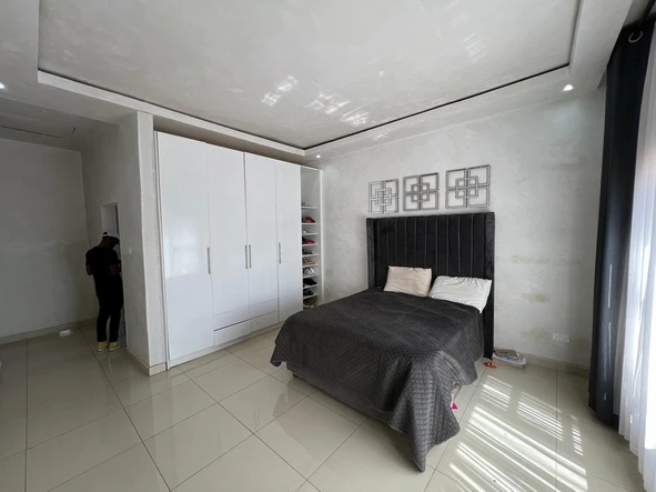 6 Bedroom Townhouse Complex